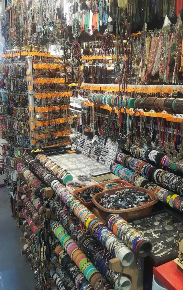 Limon Bazaar