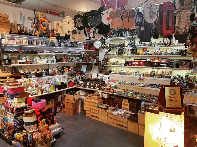 Limon Bazaar