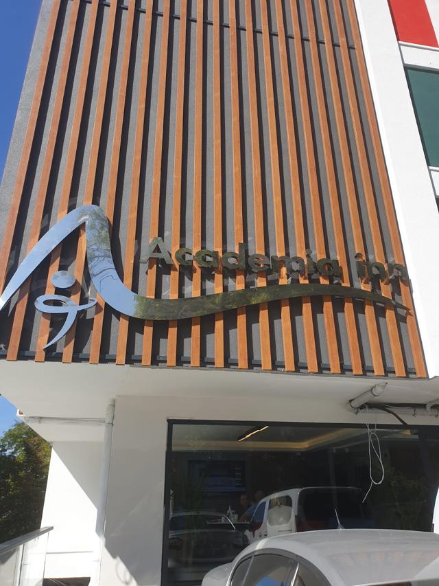Academia inn — Kızılay mağaza