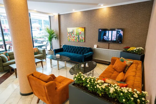 Bloom Hotel