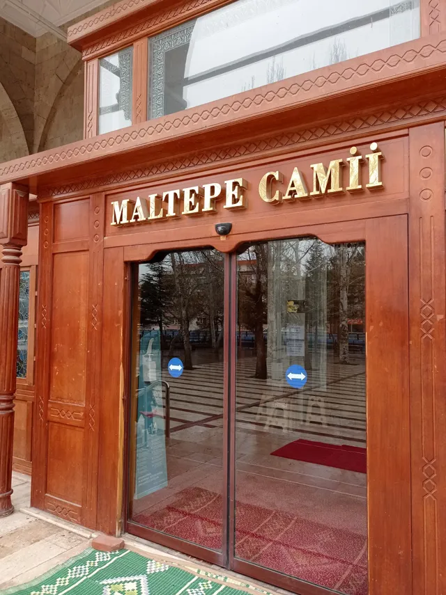 Maltepe Cami