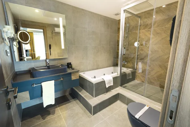 İZZ OTEL