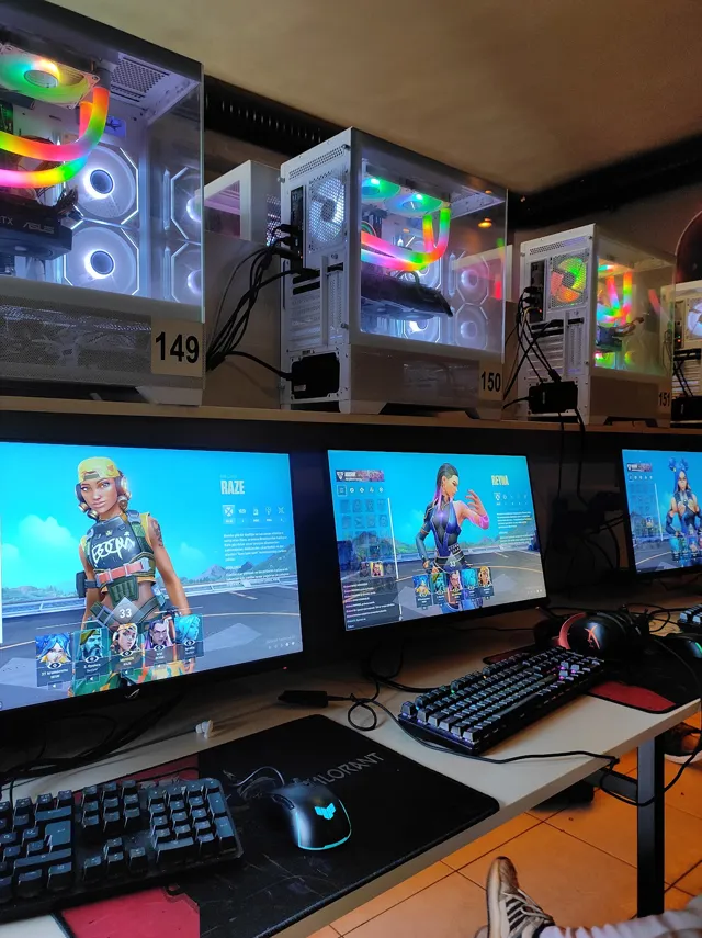 Meram Game Center & İnternet Cafe & PlayStation